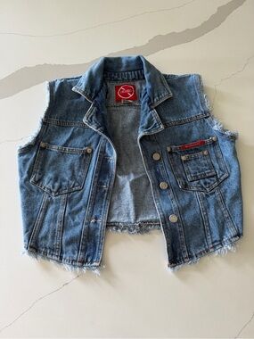 No Excuses Frayed Edge Cut Off Jean Jacket | Women’s Med